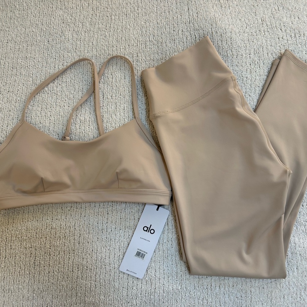 ALO Yoga Tan Sports Bra and Leggings Set